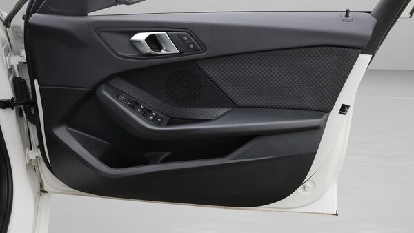 Used BMW 1 Series 2024 for sale - 75552830: Photo 16