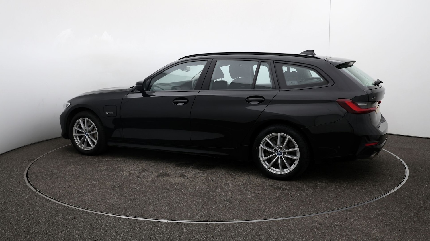 Used BMW 3 Series 2021 for sale - 76810342: Photo 39