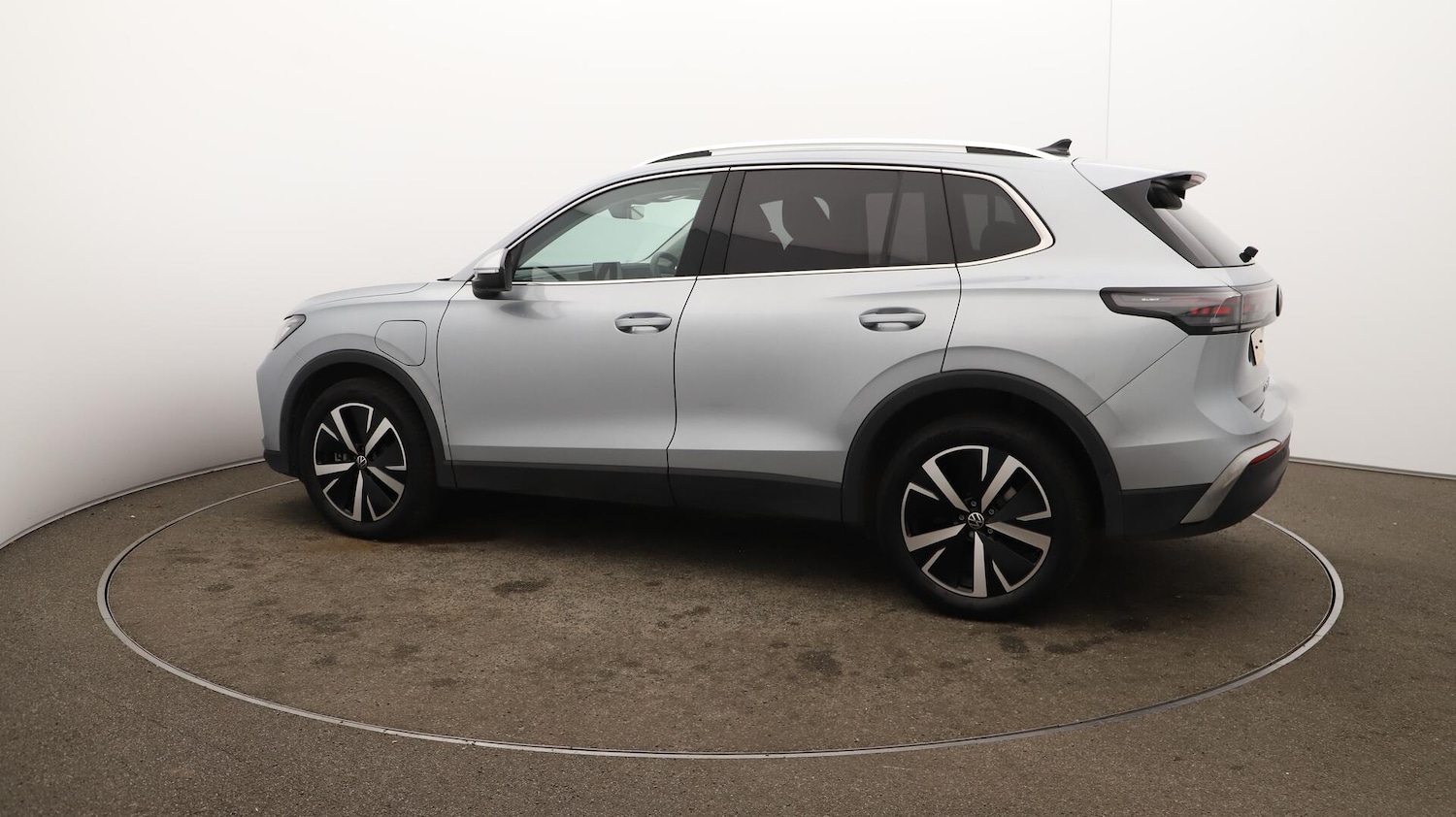 Used Volkswagen Tiguan 2024 for sale - 76083838: Photo 52