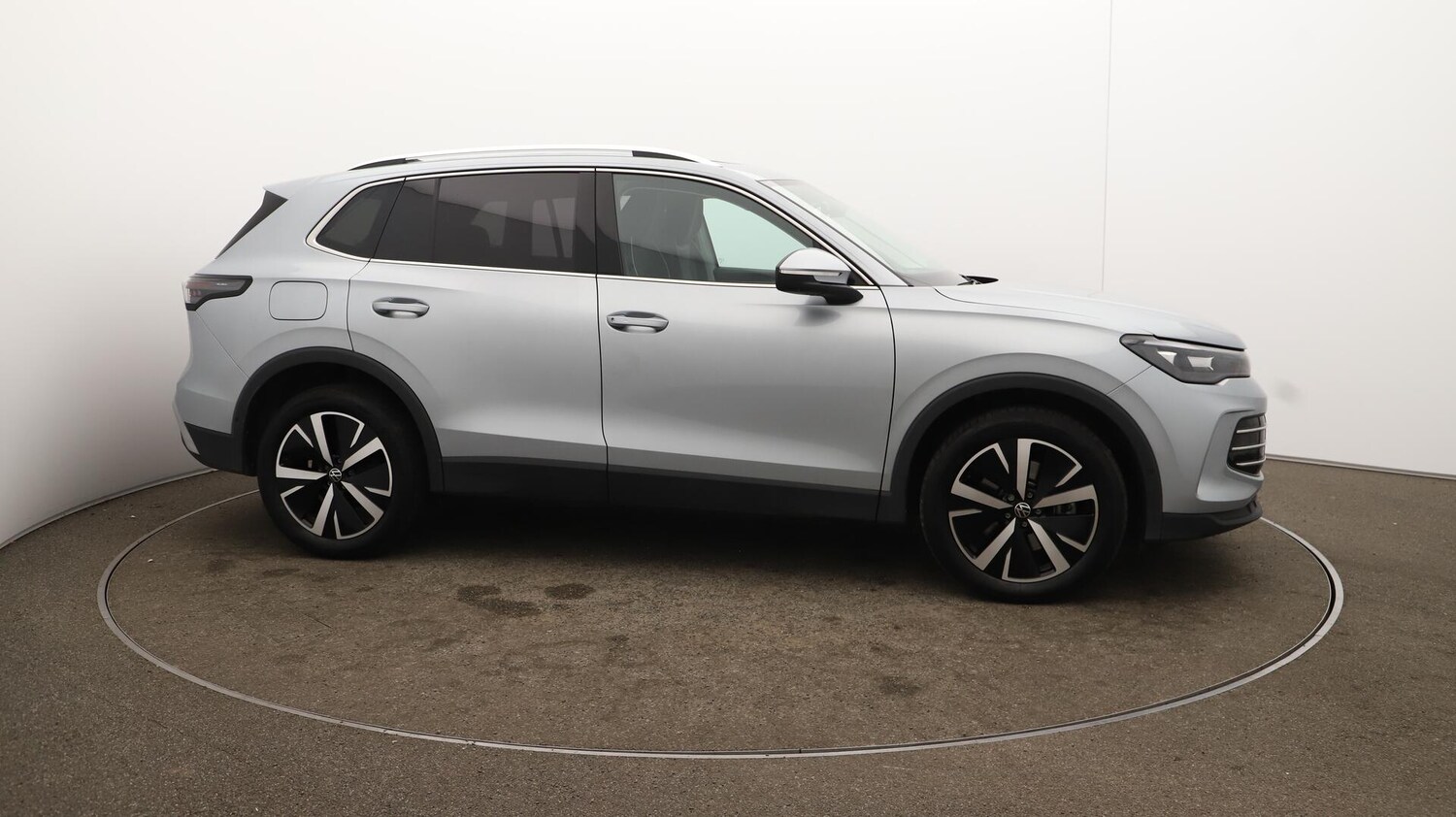 Used Volkswagen Tiguan 2024 for sale - 76083838: Photo 53