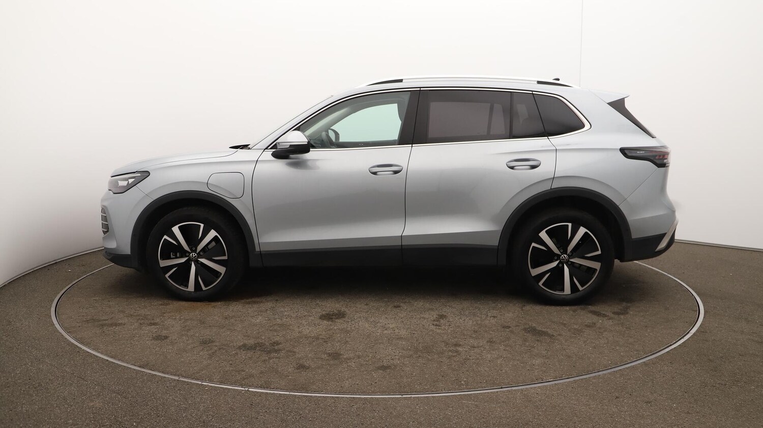 Used Volkswagen Tiguan 2024 for sale - 76083838: Photo 69