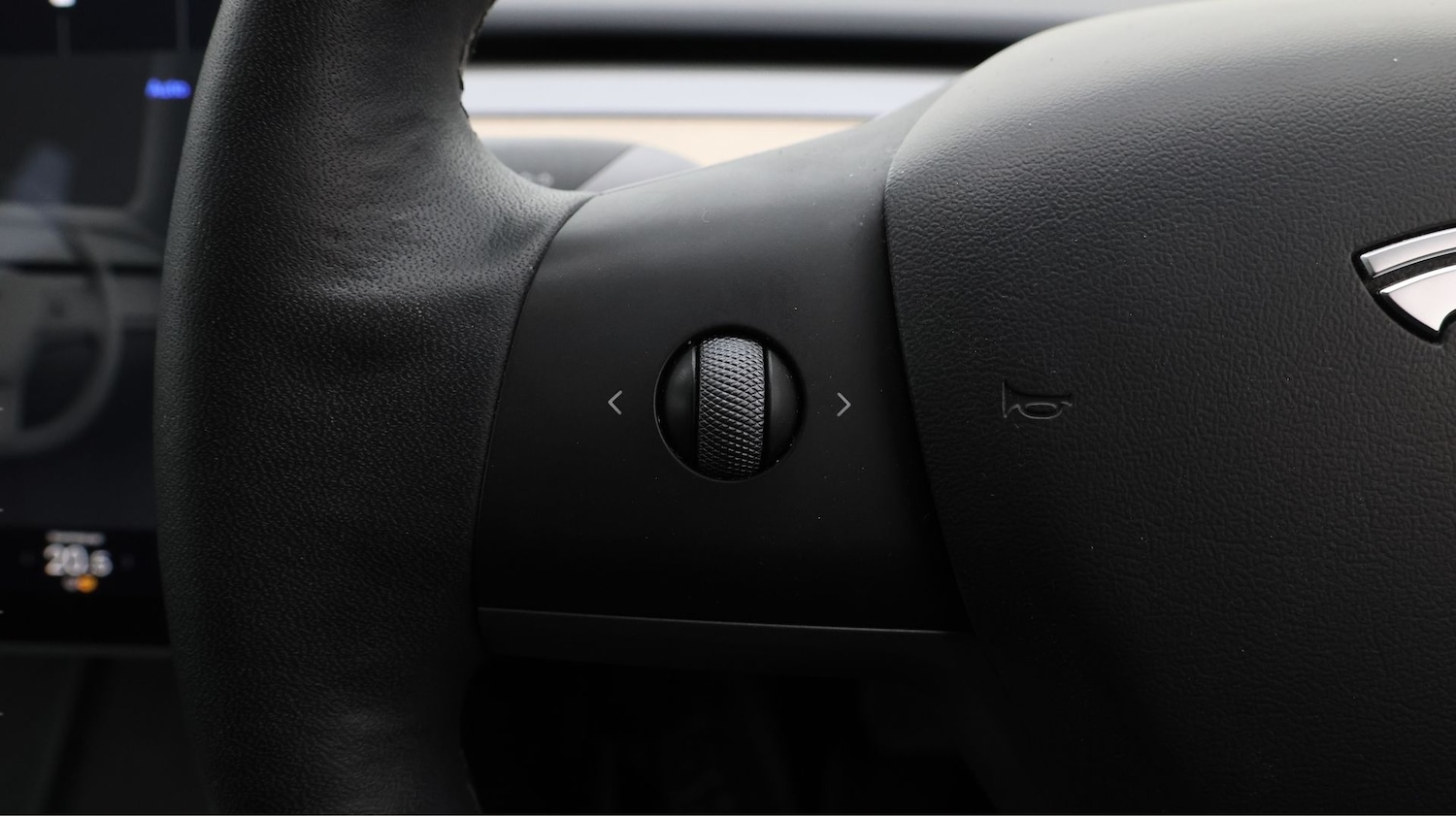 Used Tesla Model 3 2021 for sale - 77214749: Photo 21