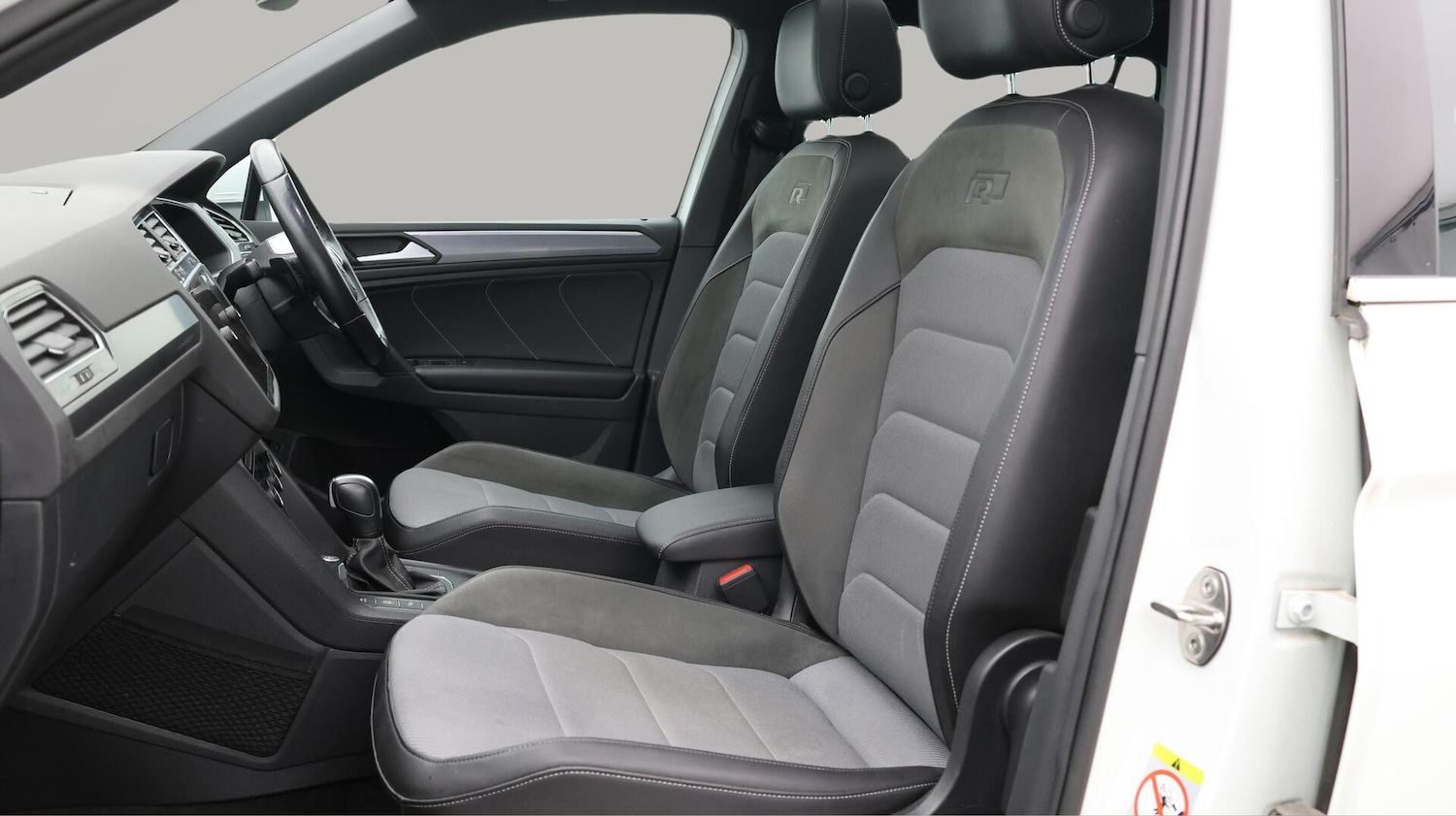 Used Volkswagen Tiguan 2020 for sale - 76498706: Photo 15