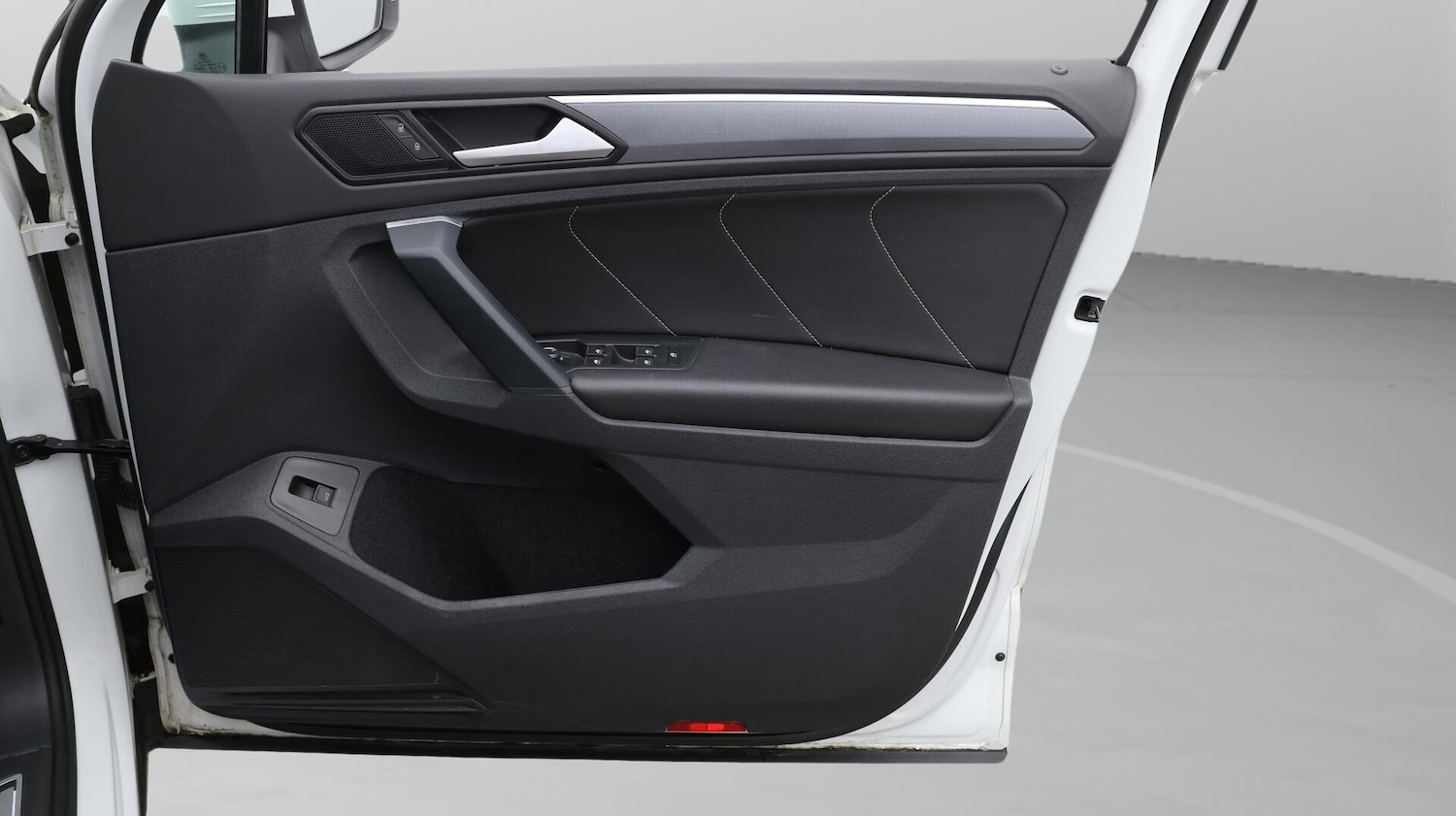 Used Volkswagen Tiguan 2020 for sale - 76498706: Photo 16