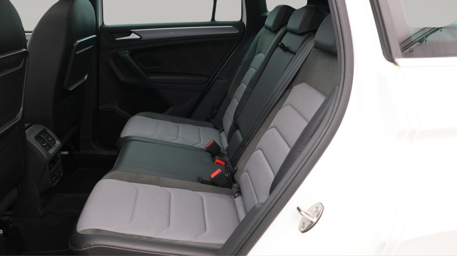 Used Volkswagen Tiguan 2020 for sale - 76498706: Photo 17