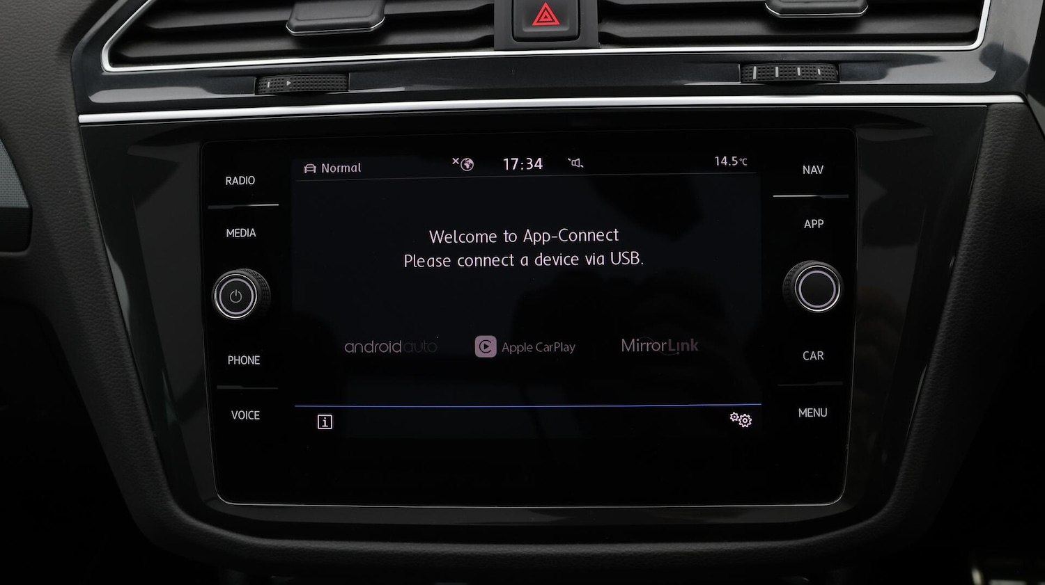 Used Volkswagen Tiguan 2020 for sale - 76498706: Photo 29