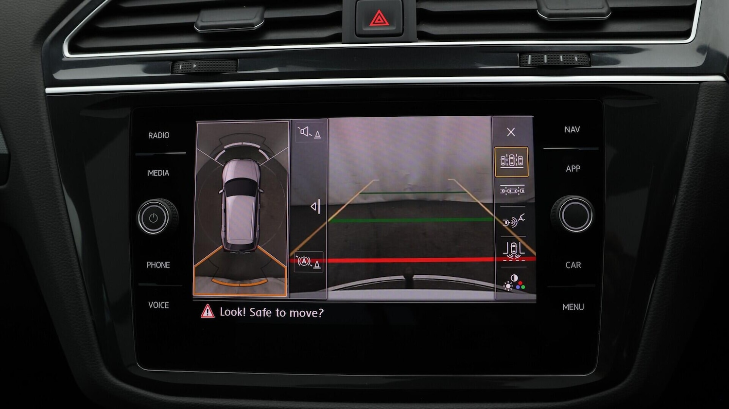 Used Volkswagen Tiguan 2020 for sale - 76498706: Photo 30