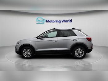 Used Volkswagen T-Roc 2023 for sale - 79186434: Photo