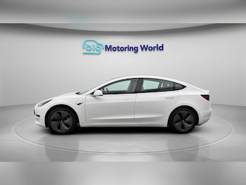Used Tesla Model 3 2020 for sale - 79438720: Photo