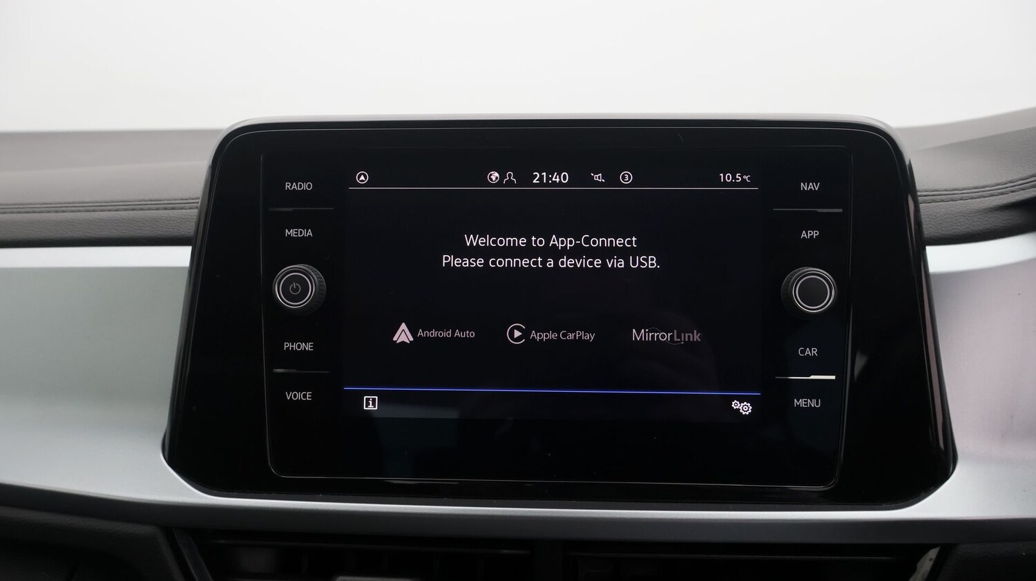 Used Volkswagen T-Roc 2022 for sale - 77337818: Photo 25