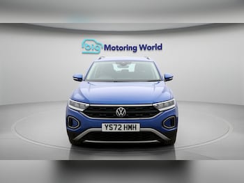 Used Volkswagen T-Roc 2022 for sale - 77337818: Photo