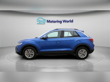 Used Volkswagen T-Roc 2022 for sale - 77337818: Photo