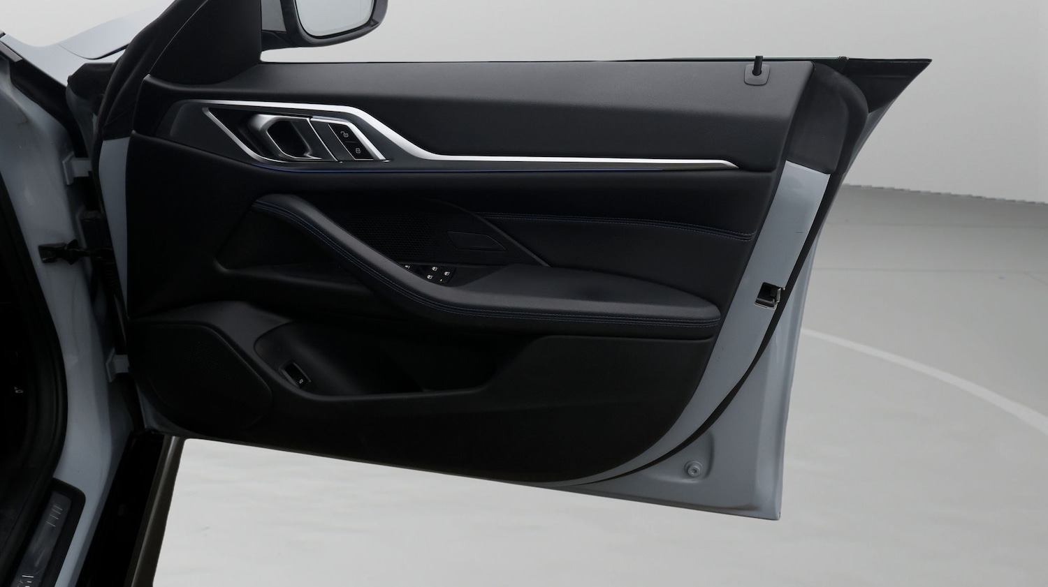 Used BMW i4 2022 for sale - 77628619: Photo 15