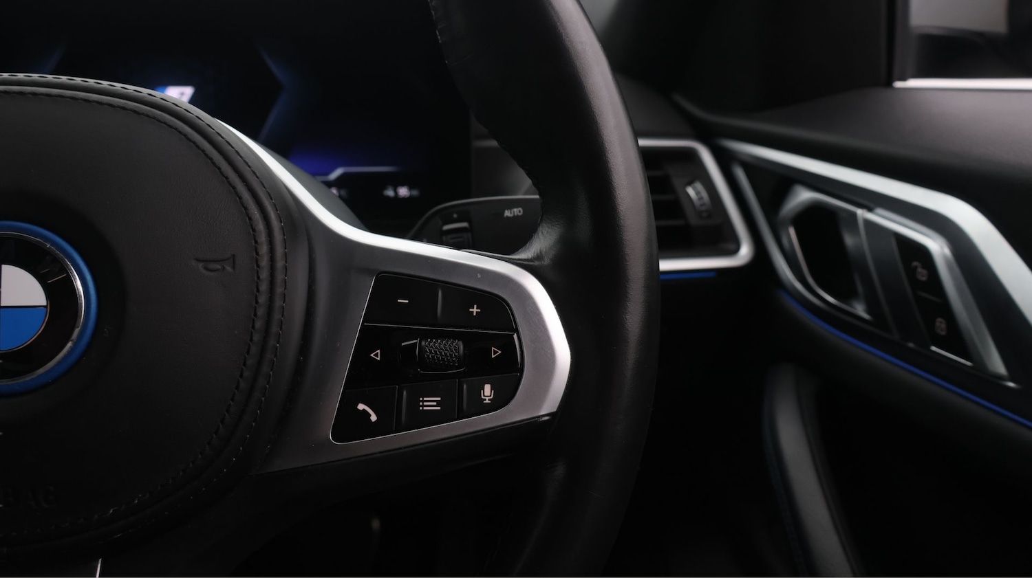 Used BMW i4 2022 for sale - 77628619: Photo 24