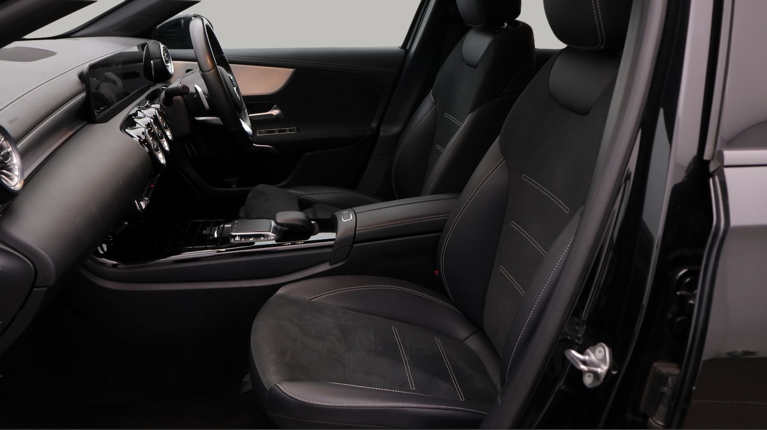 Used Mercedes-Benz A-Class 2022 for sale - 77603933: Photo 14