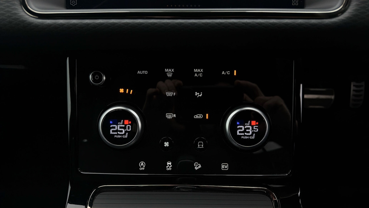 Used Land Rover Range Rover Evoque 2023 for sale - 77921488: Photo 11