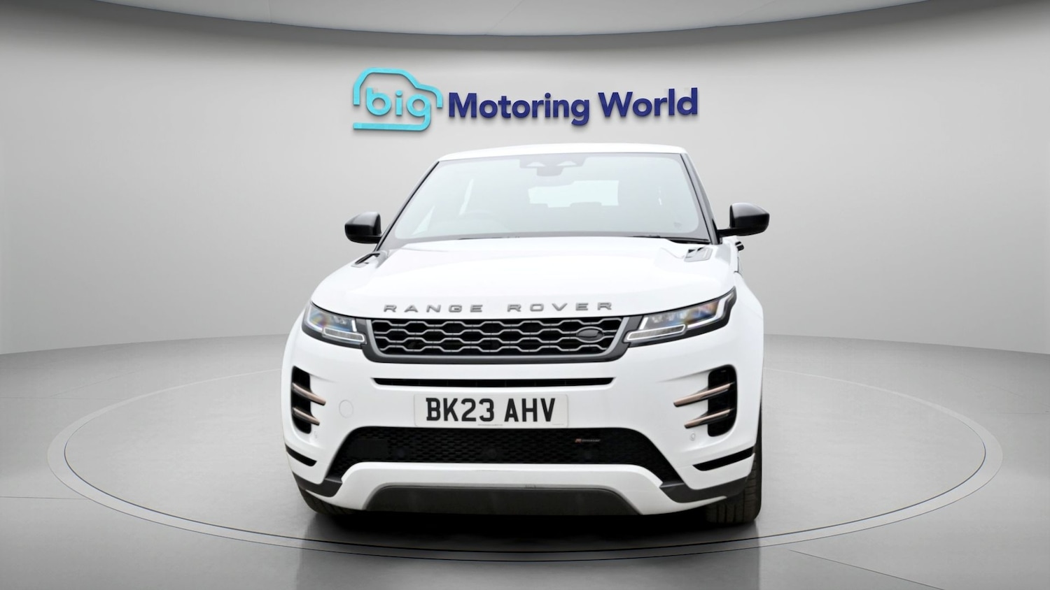 Used Land Rover Range Rover Evoque 2023 for sale - 77921488: Photo 2