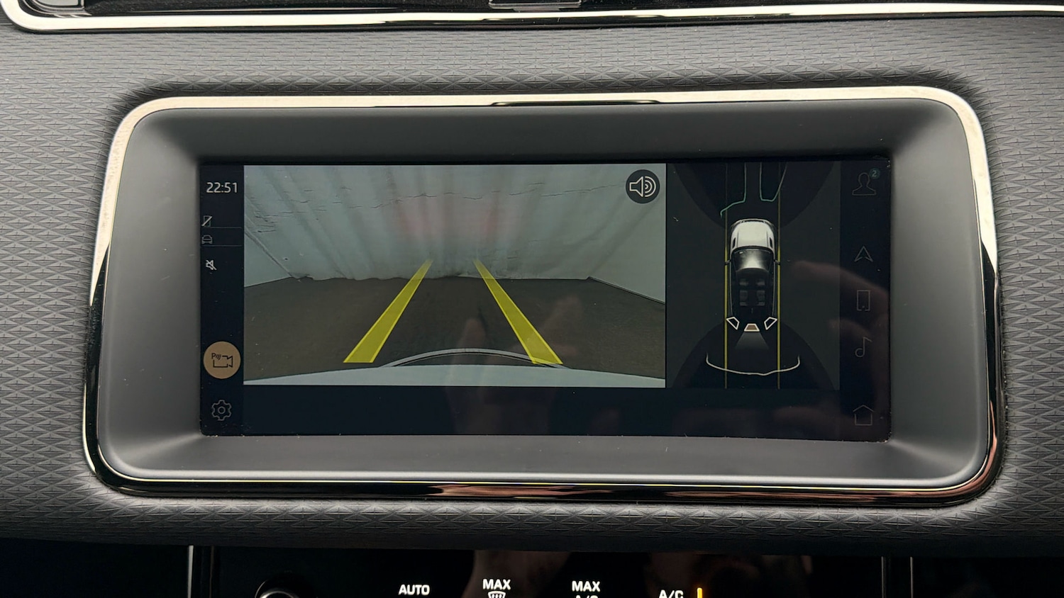 Used Land Rover Range Rover Evoque 2023 for sale - 77921488: Photo 25