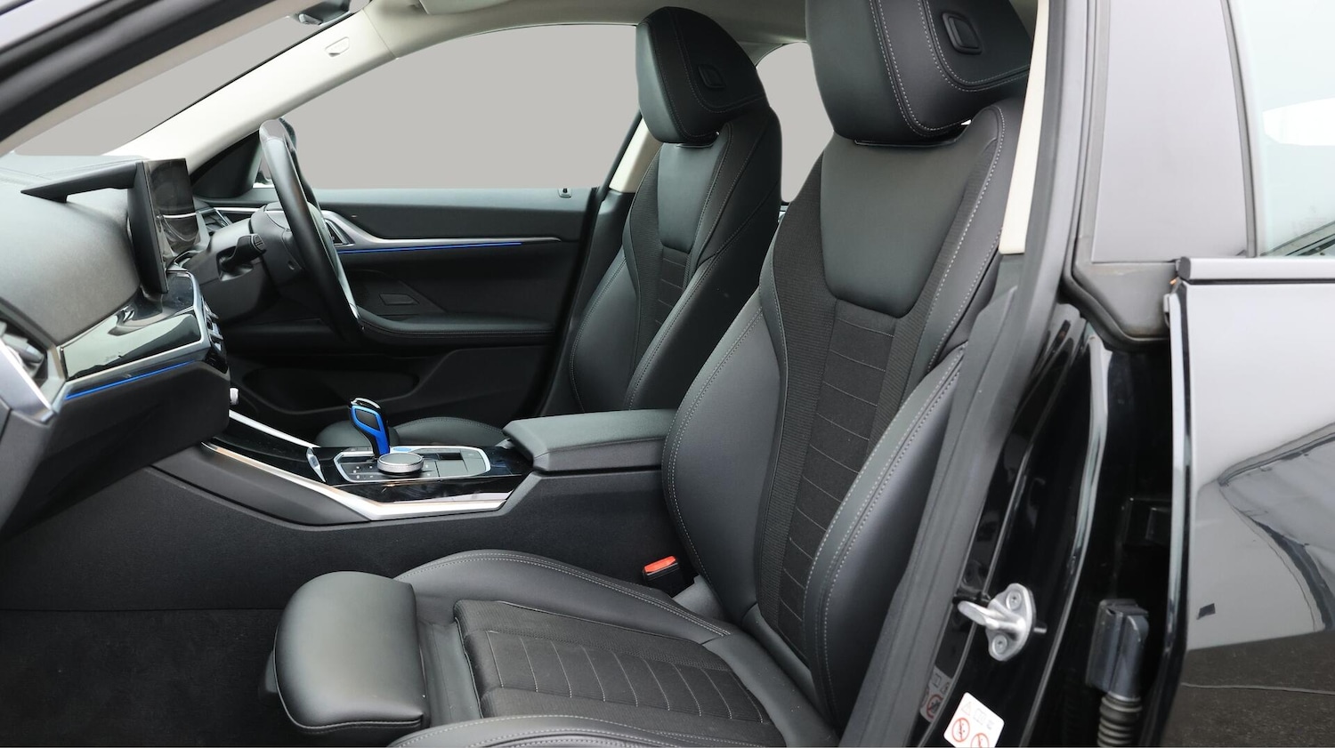 Used BMW i4 2022 for sale - 76084259: Photo 15