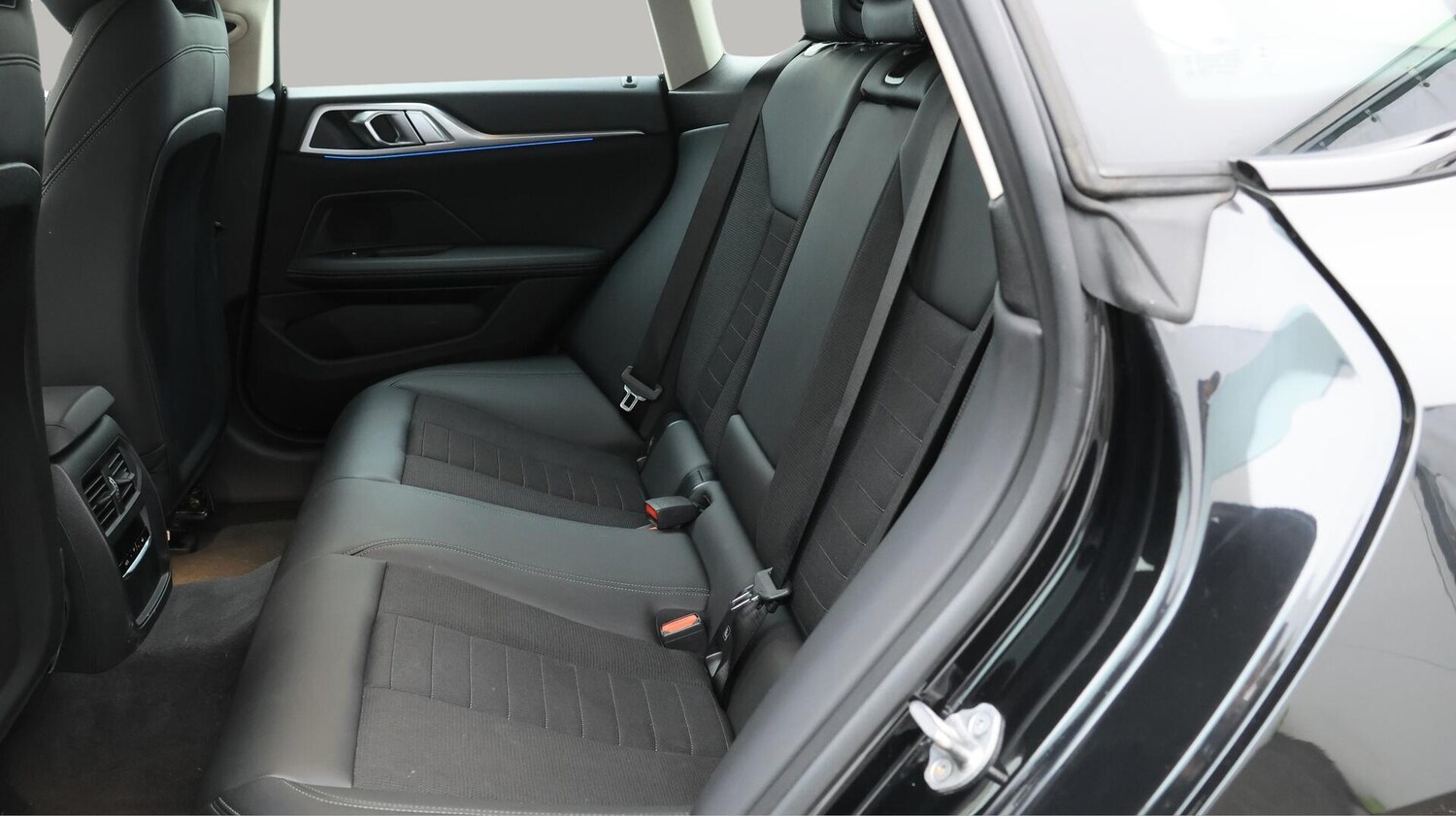 Used BMW i4 2022 for sale - 76084259: Photo 17