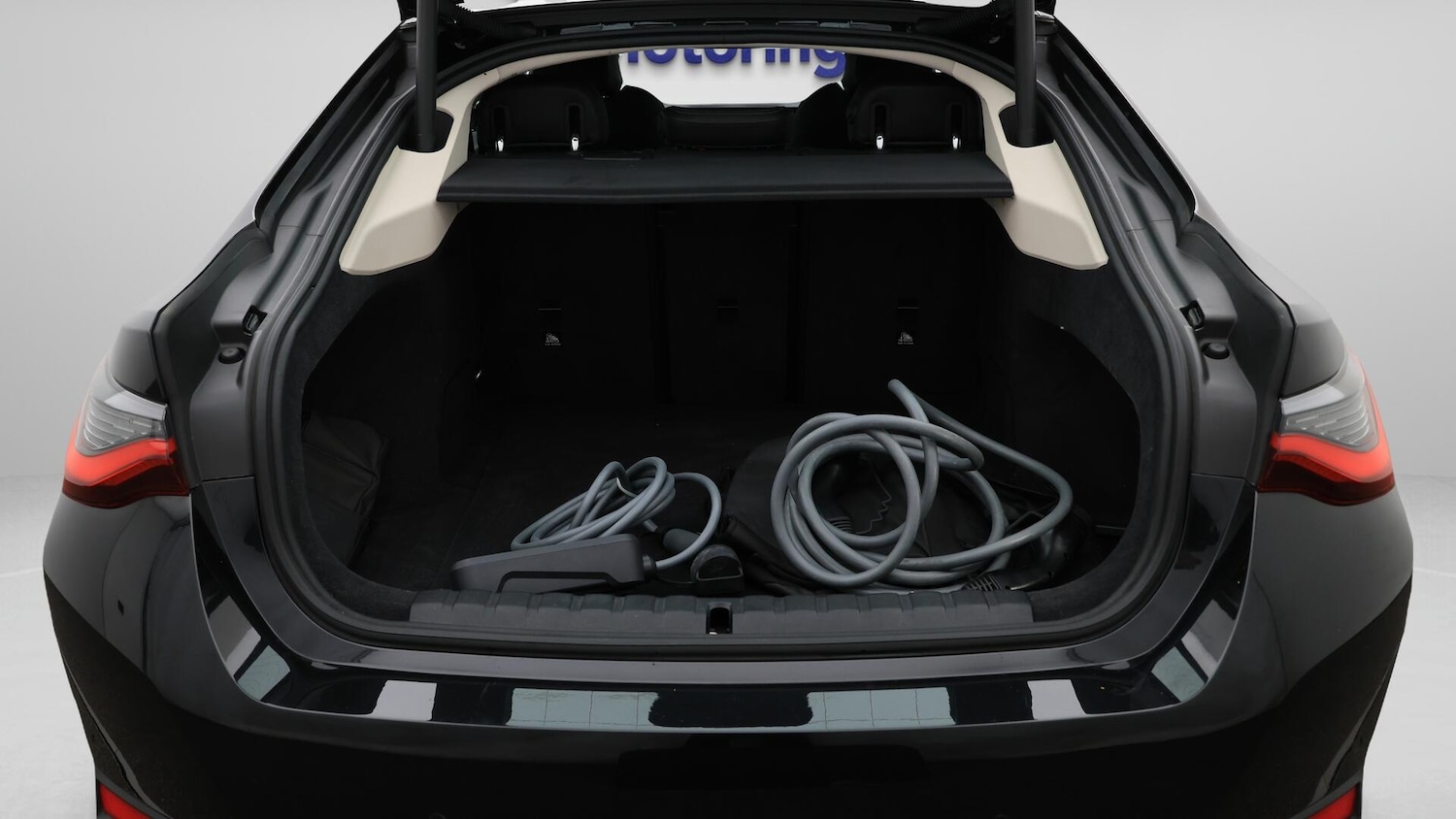 Used BMW i4 2022 for sale - 76084259: Photo 18