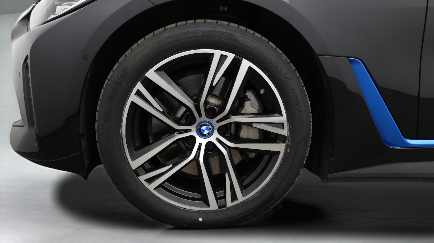 Used BMW i4 2022 for sale - 76084259: Photo 19
