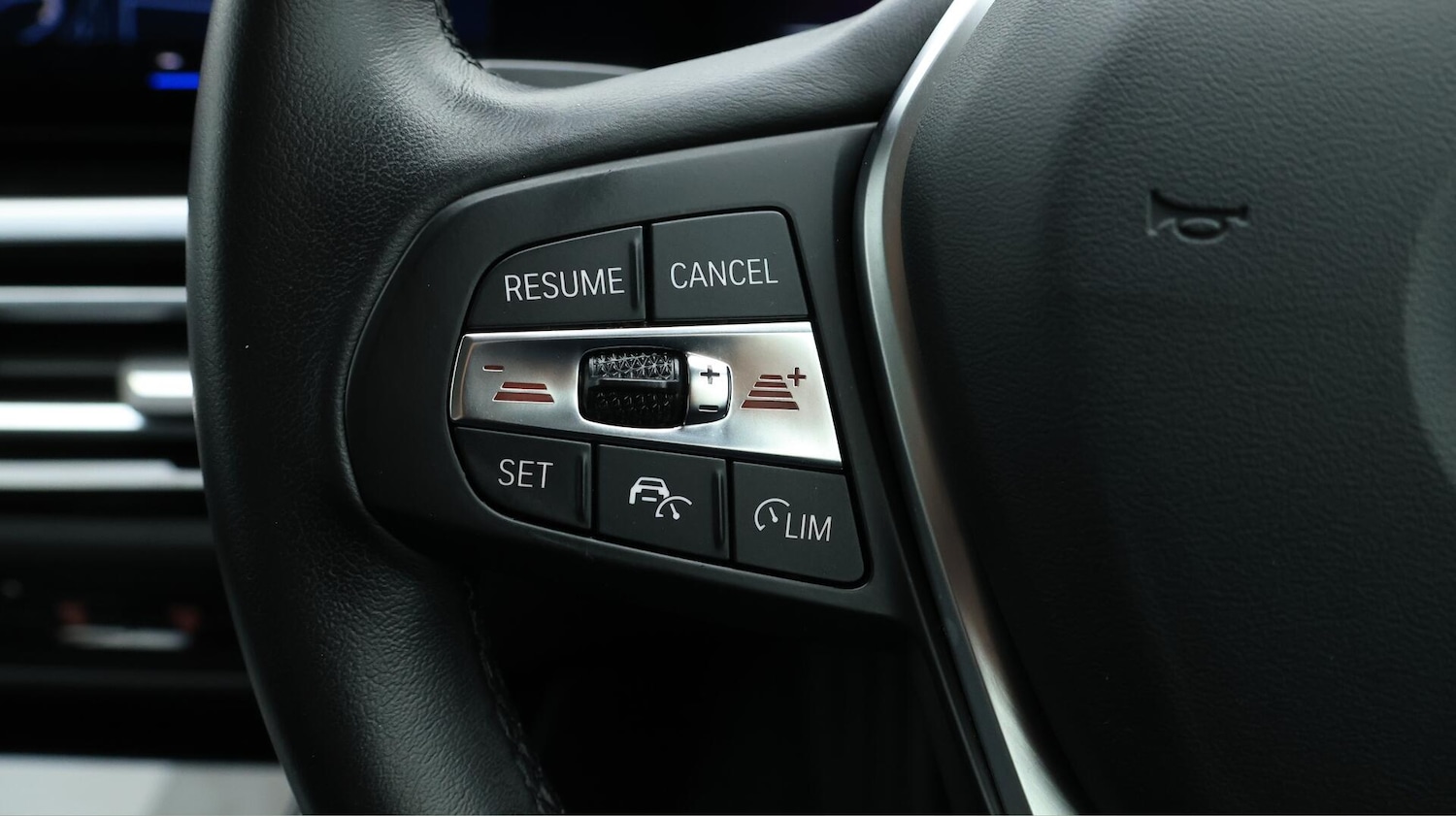 Used BMW i4 2022 for sale - 76084259: Photo 25
