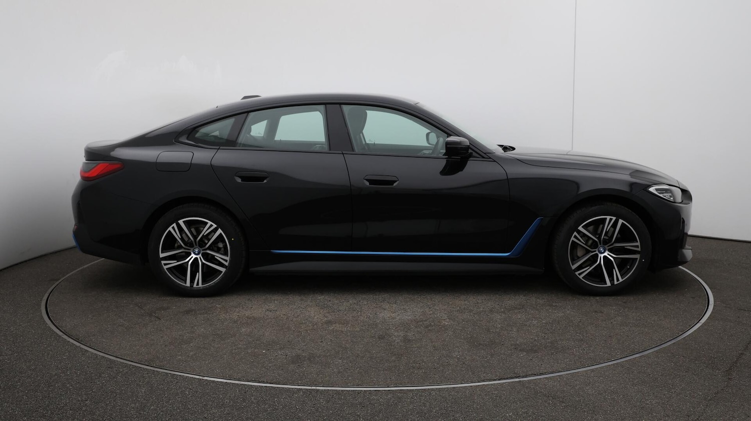 Used BMW i4 2022 for sale - 76084259: Photo 50
