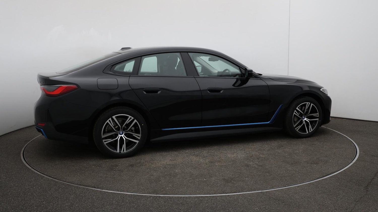 Used BMW i4 2022 for sale - 76084259: Photo 52