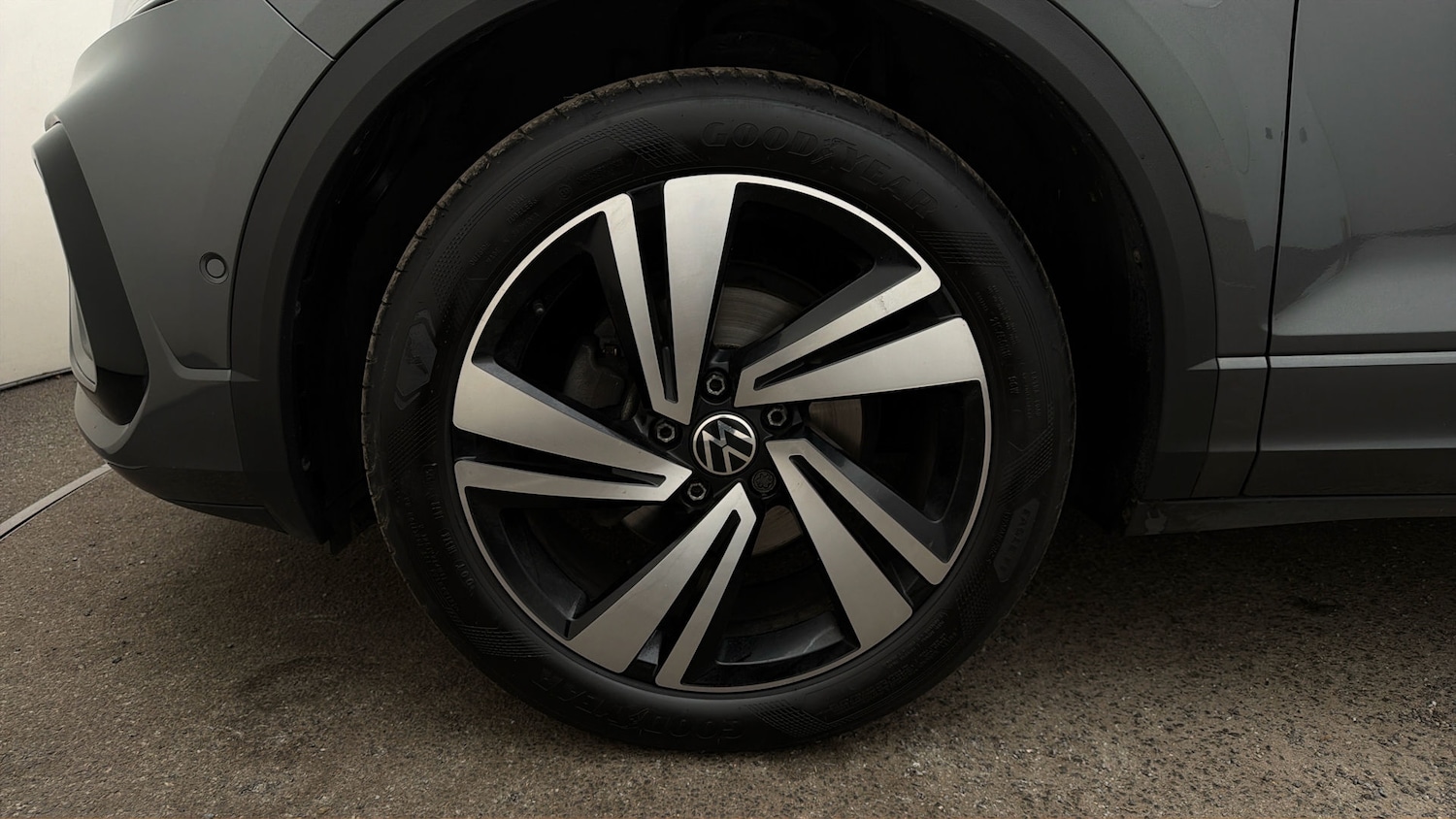 Used Volkswagen T-Roc 2022 for sale - 77932823: Photo 17