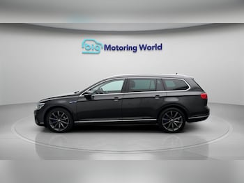 Used Volkswagen Passat 2021 for sale - 79491806: Photo