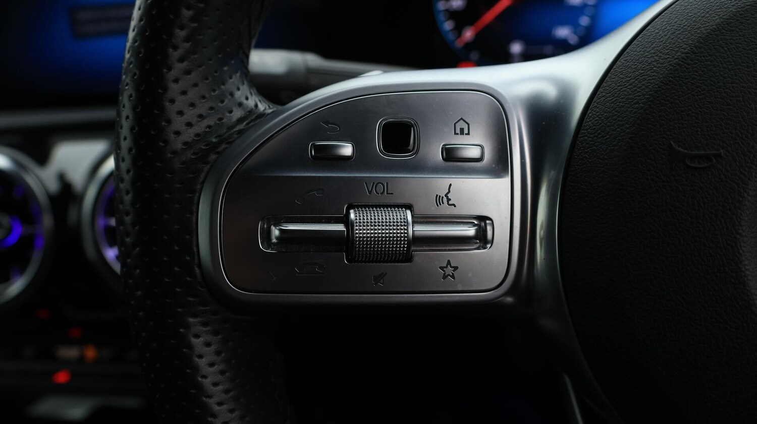 Used Mercedes-Benz A-Class 2021 for sale - 76151739: Photo 41
