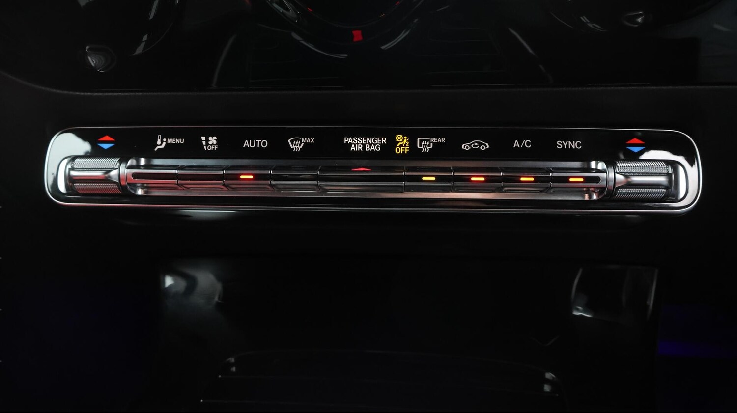 Used Mercedes-Benz CLA 2022 for sale - 76549053: Photo 13