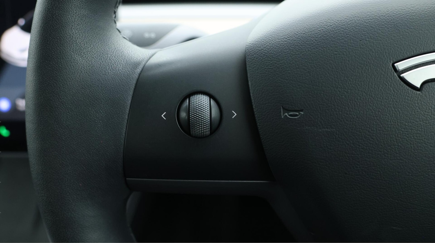 Used Tesla Model 3 2021 for sale - 76743069: Photo 24