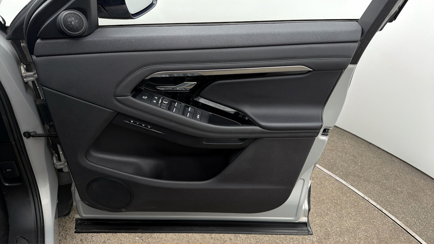 Used Land Rover Range Rover Evoque 2021 for sale - 77998621: Photo 14