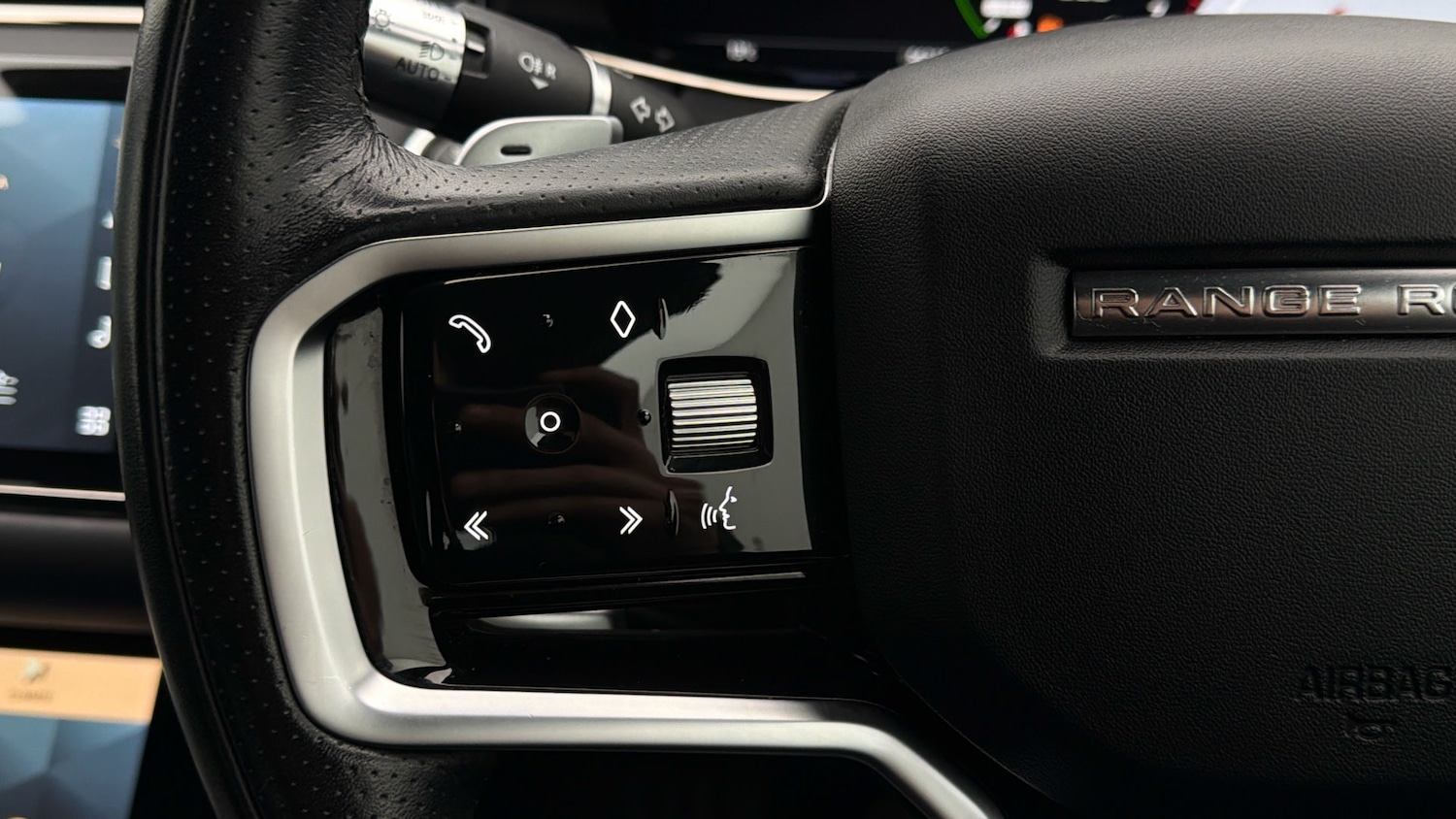 Used Land Rover Range Rover Evoque 2021 for sale - 77998621: Photo 21