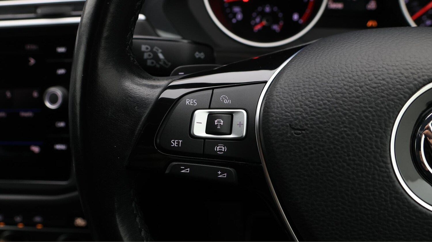 Used Volkswagen Tiguan 2019 for sale - 76498650: Photo 24