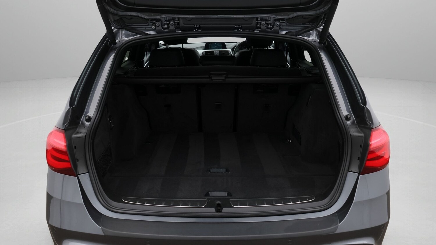 Used BMW 3 Series 2019 for sale - 77541806: Photo 17