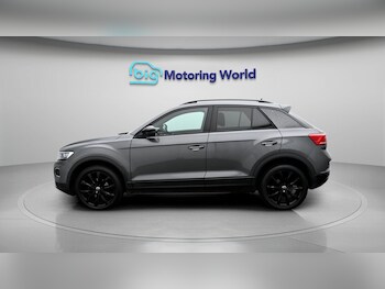 Used Volkswagen T-Roc 2021 for sale - 78465653: Photo