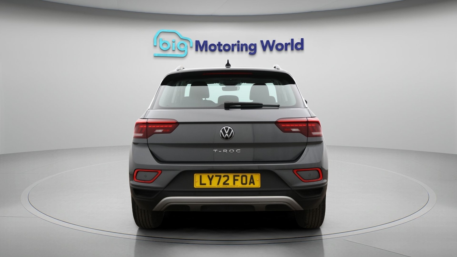 Used Volkswagen T-Roc 2023 for sale - 77352132: Photo 6