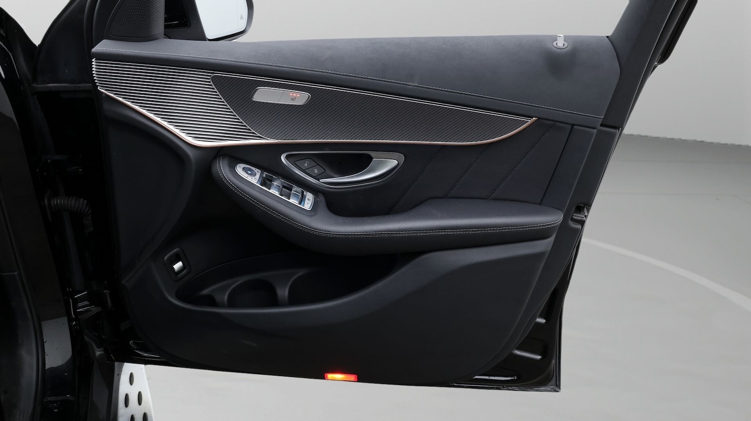 Used Mercedes-Benz EQC 2022 for sale - 77274393: Photo 15