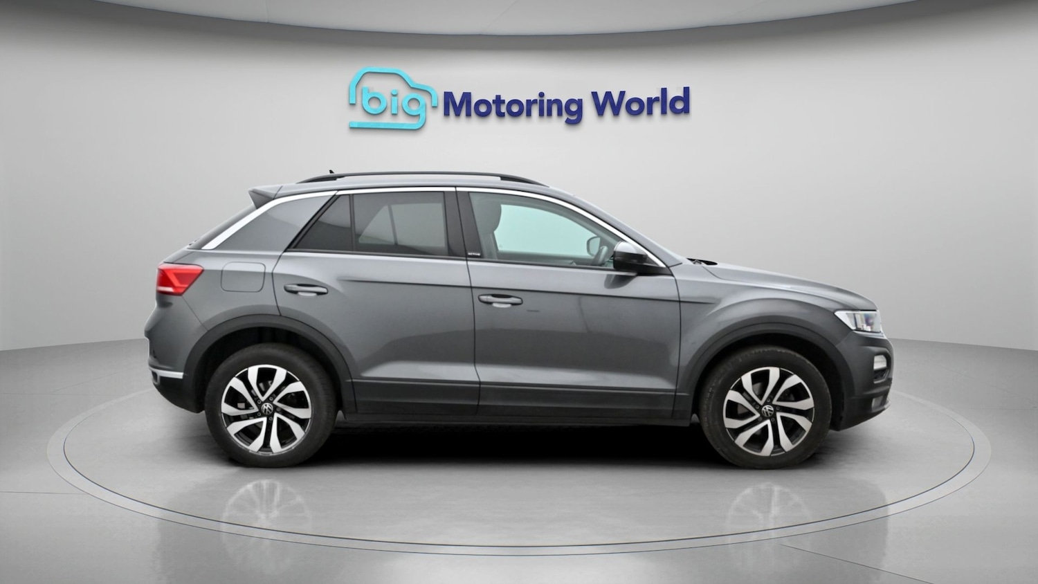 Used Volkswagen T-Roc 2021 for sale - 77981710: Photo 8