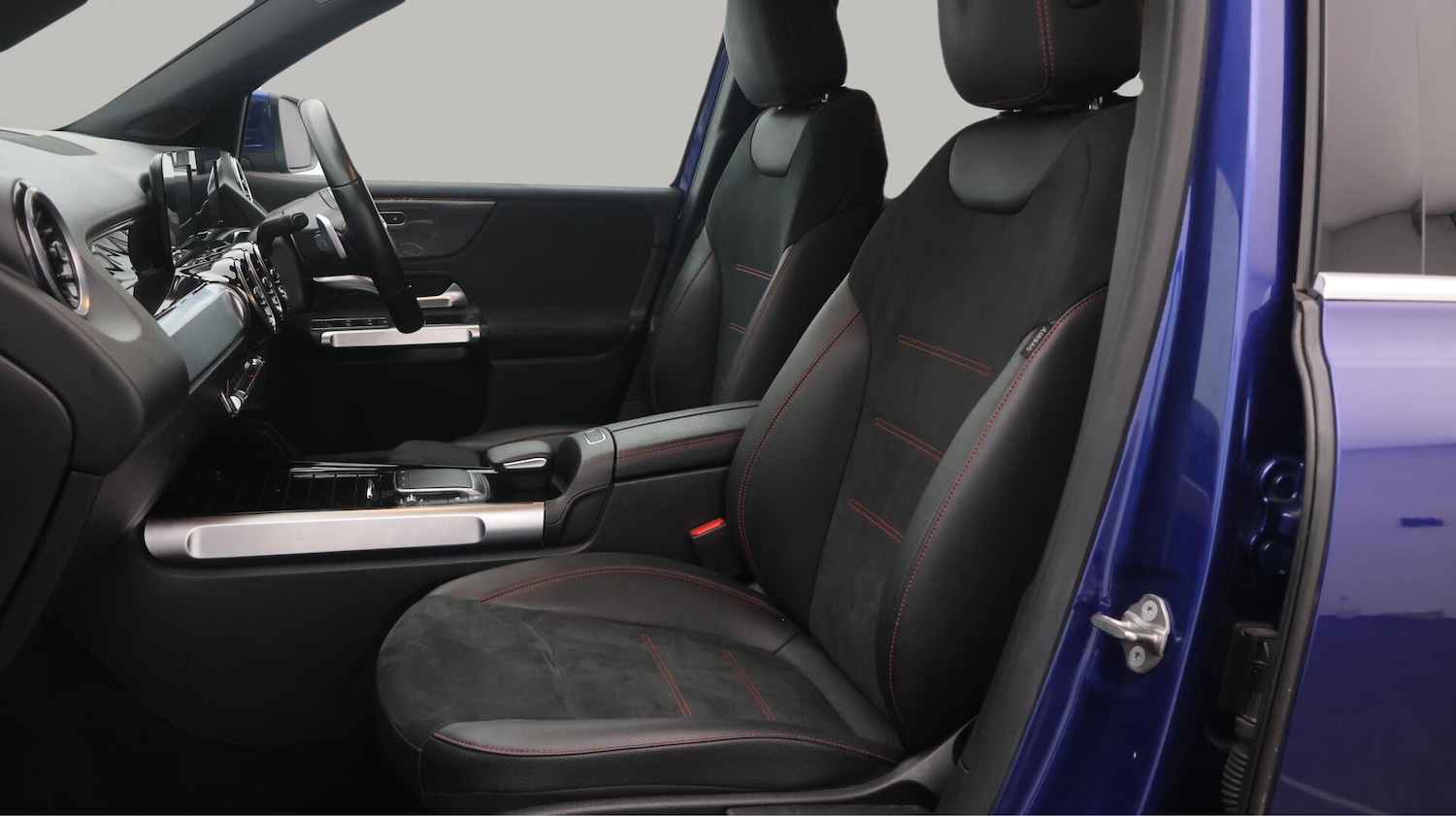 Used Mercedes-Benz GLB 2022 for sale - 76432075: Photo 15