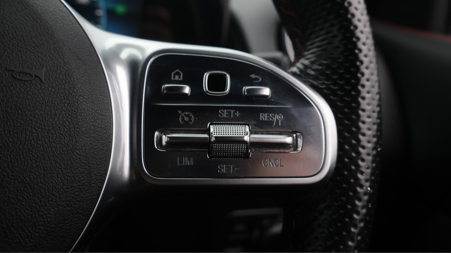 Used Mercedes-Benz GLB 2022 for sale - 76432075: Photo 26