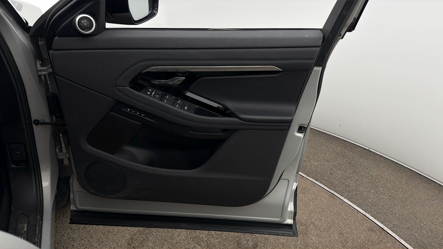 Used Land Rover Range Rover Evoque 2022 for sale - 77921485: Photo 14