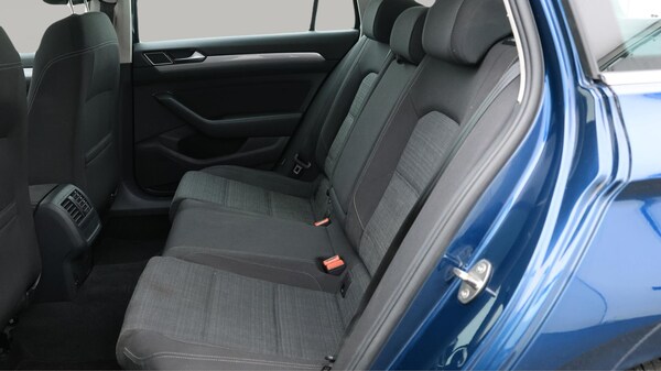 Used Volkswagen Passat 2022 for sale - 76151270: Photo 17