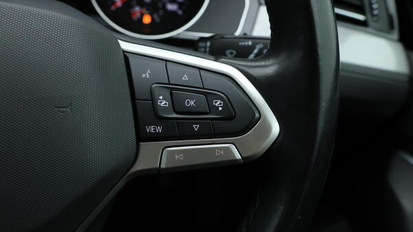 Used Volkswagen Passat 2022 for sale - 76151270: Photo 25