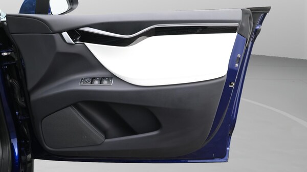 Used Tesla Model X 2020 for sale - 76215329: Photo 16