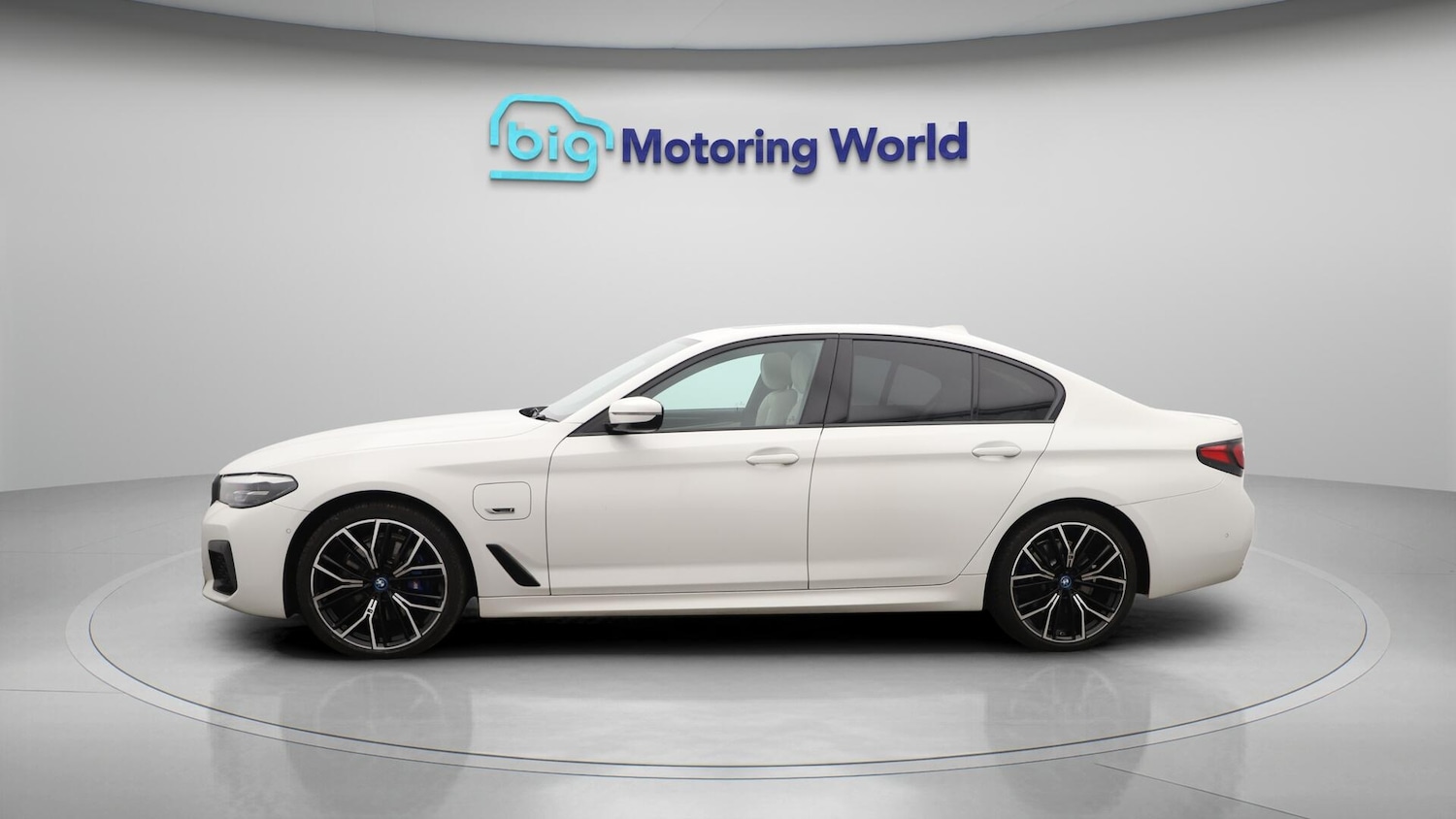 Used BMW 5 Series 2021 for sale - 76606941: Photo 5