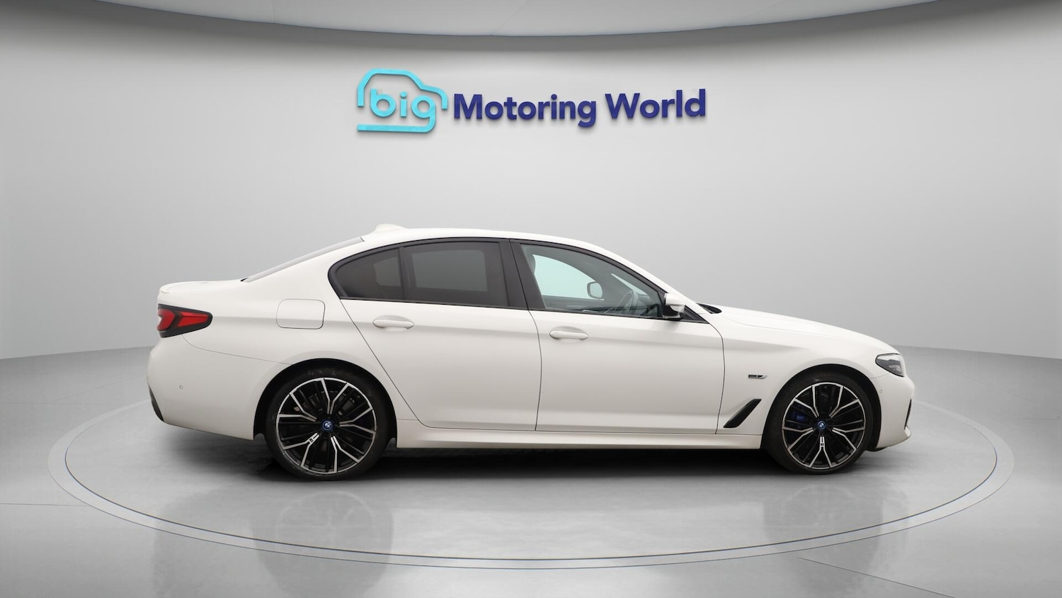 Used BMW 5 Series 2021 for sale - 76606941: Photo 9